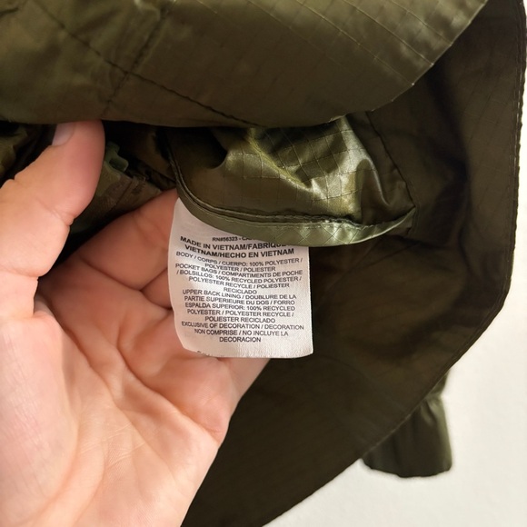 Nike Women’s Olive Green Windbreaker Rain Coat Zip Up Jacket Size Small - Picture 11 of 15